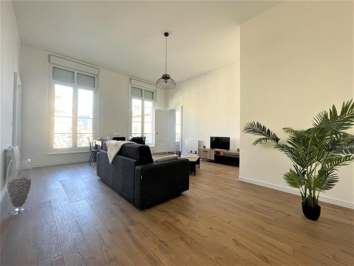 Aux Clefs Des Sacres - Dans Un Hotel Particulier Situe Rue Du Marc - Reims - Hyper Centre Forum Mairie Boulingrin Zewnętrze zdjęcie