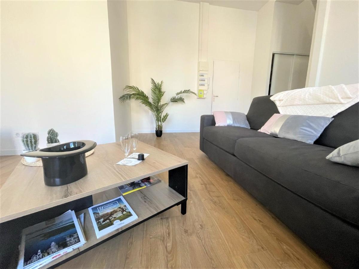 Aux Clefs Des Sacres - Dans Un Hotel Particulier Situe Rue Du Marc - Reims - Hyper Centre Forum Mairie Boulingrin Zewnętrze zdjęcie