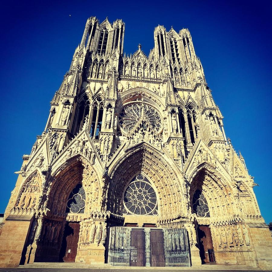 Aux Clefs Des Sacres - Dans Un Hotel Particulier Situe Rue Du Marc - Reims - Hyper Centre Forum Mairie Boulingrin Zewnętrze zdjęcie
