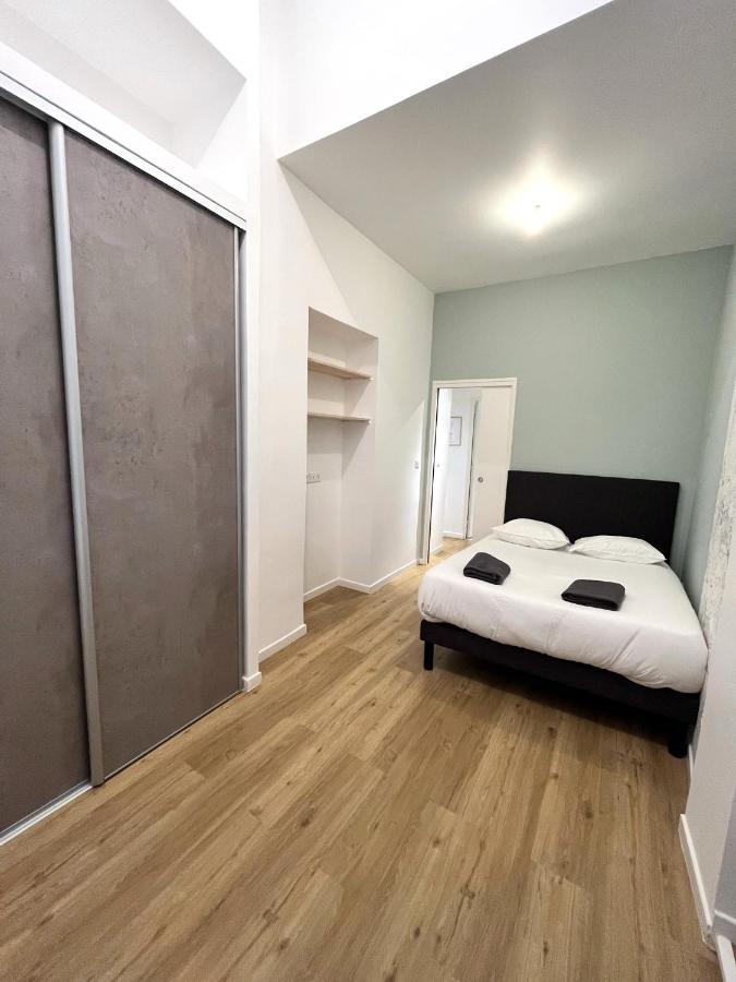 Aux Clefs Des Sacres - Dans Un Hotel Particulier Situe Rue Du Marc - Reims - Hyper Centre Forum Mairie Boulingrin Zewnętrze zdjęcie