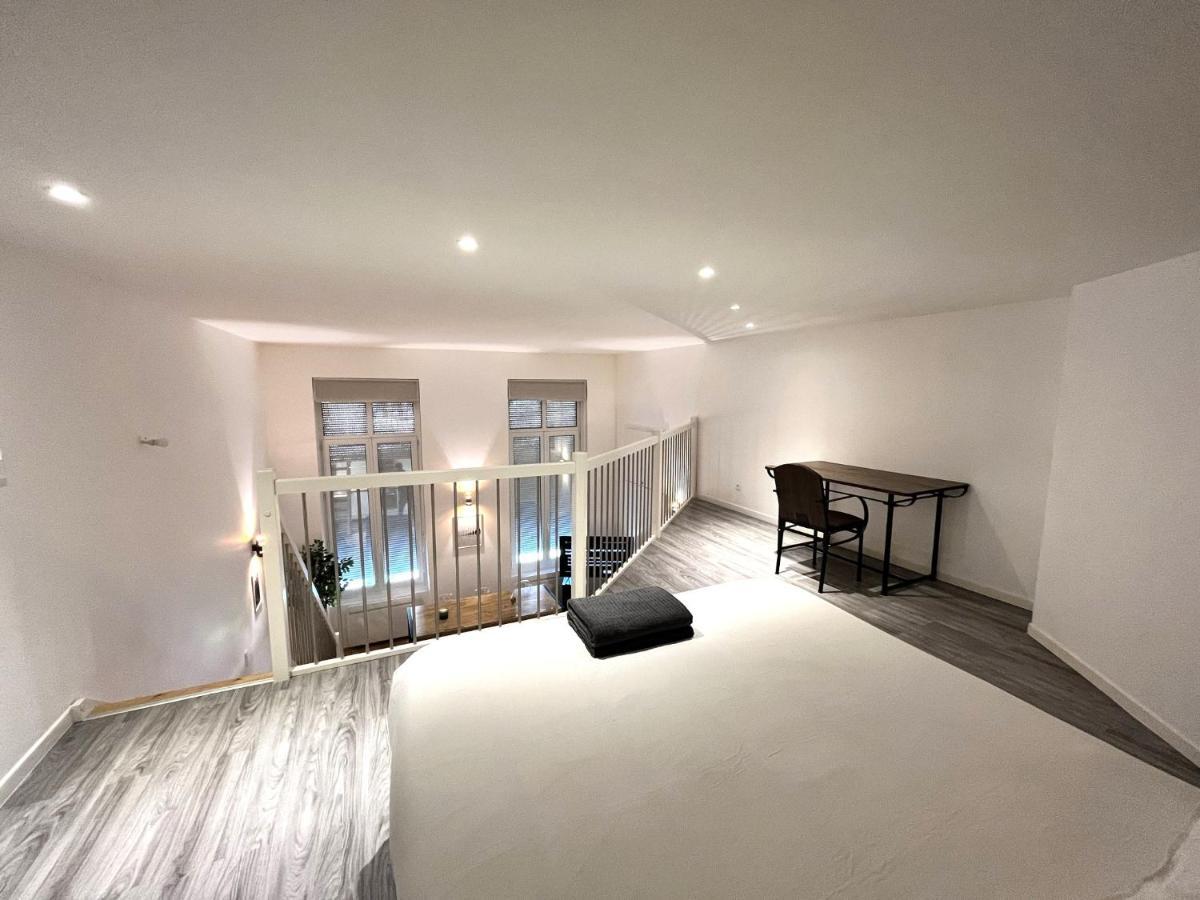 Aux Clefs Des Sacres - Dans Un Hotel Particulier Situe Rue Du Marc - Reims - Hyper Centre Forum Mairie Boulingrin Zewnętrze zdjęcie