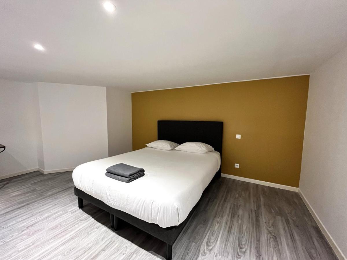 Aux Clefs Des Sacres - Dans Un Hotel Particulier Situe Rue Du Marc - Reims - Hyper Centre Forum Mairie Boulingrin Zewnętrze zdjęcie